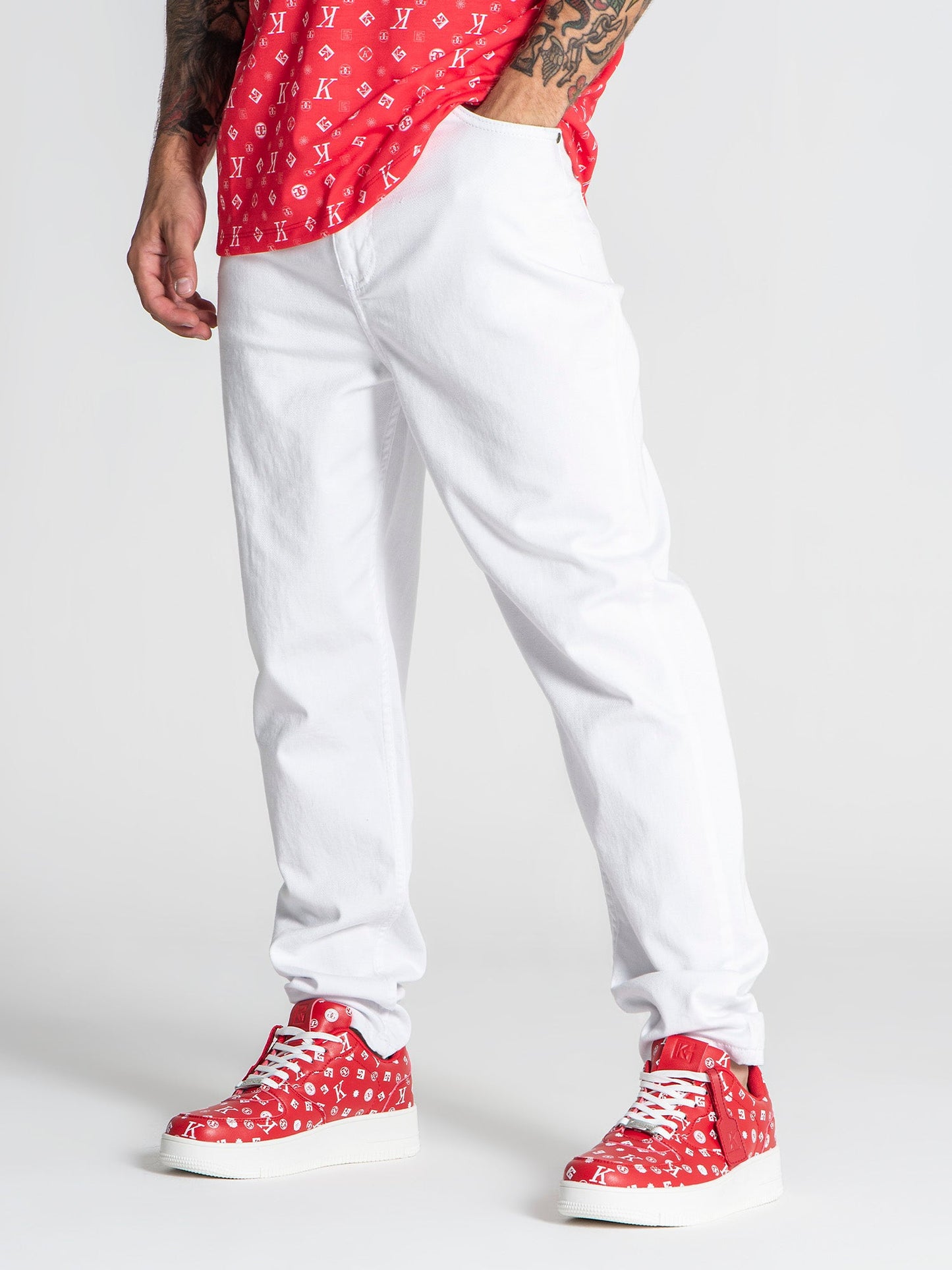 White Carrot Leg Jeans