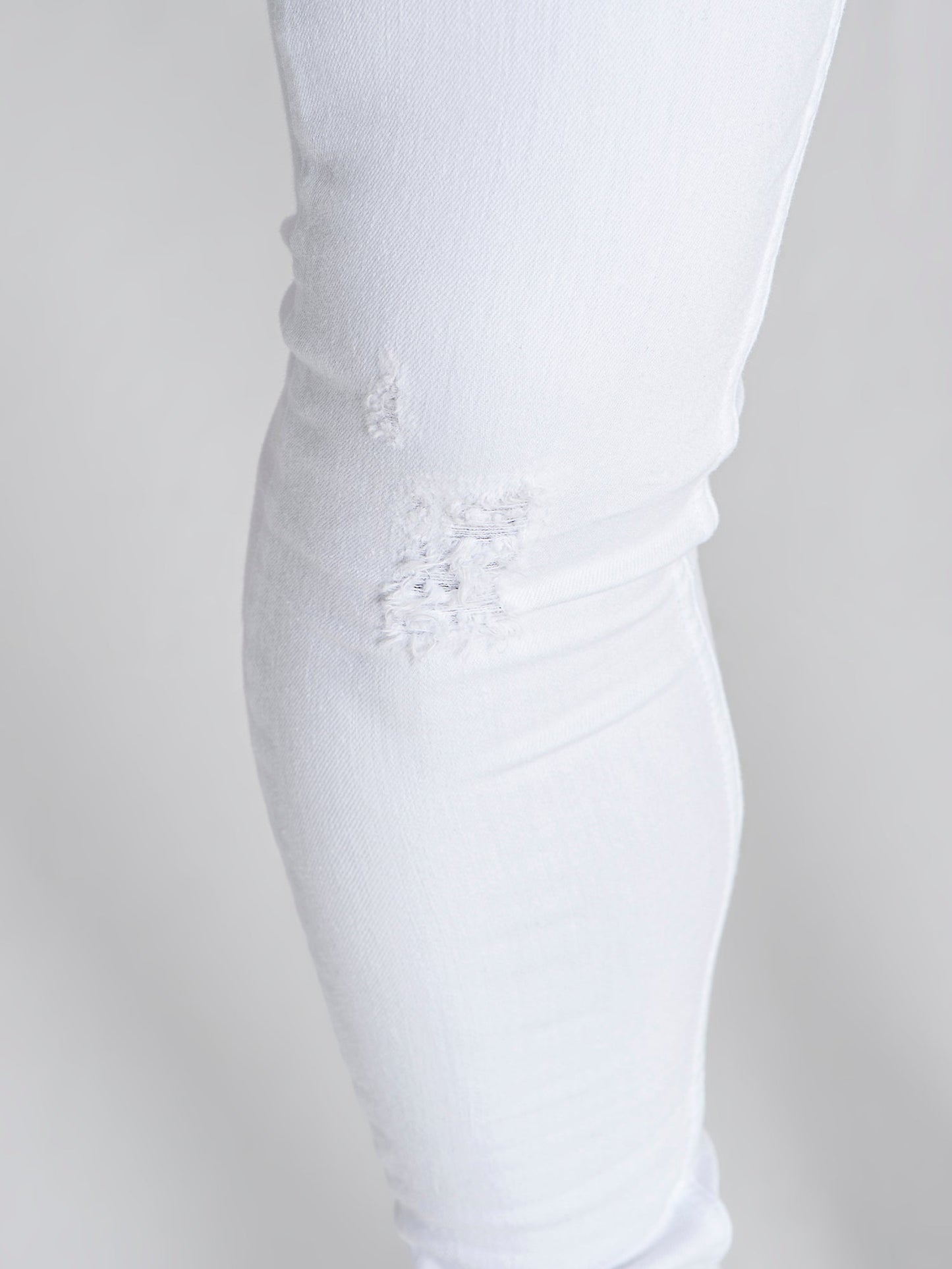 White Core Ripped Jeans