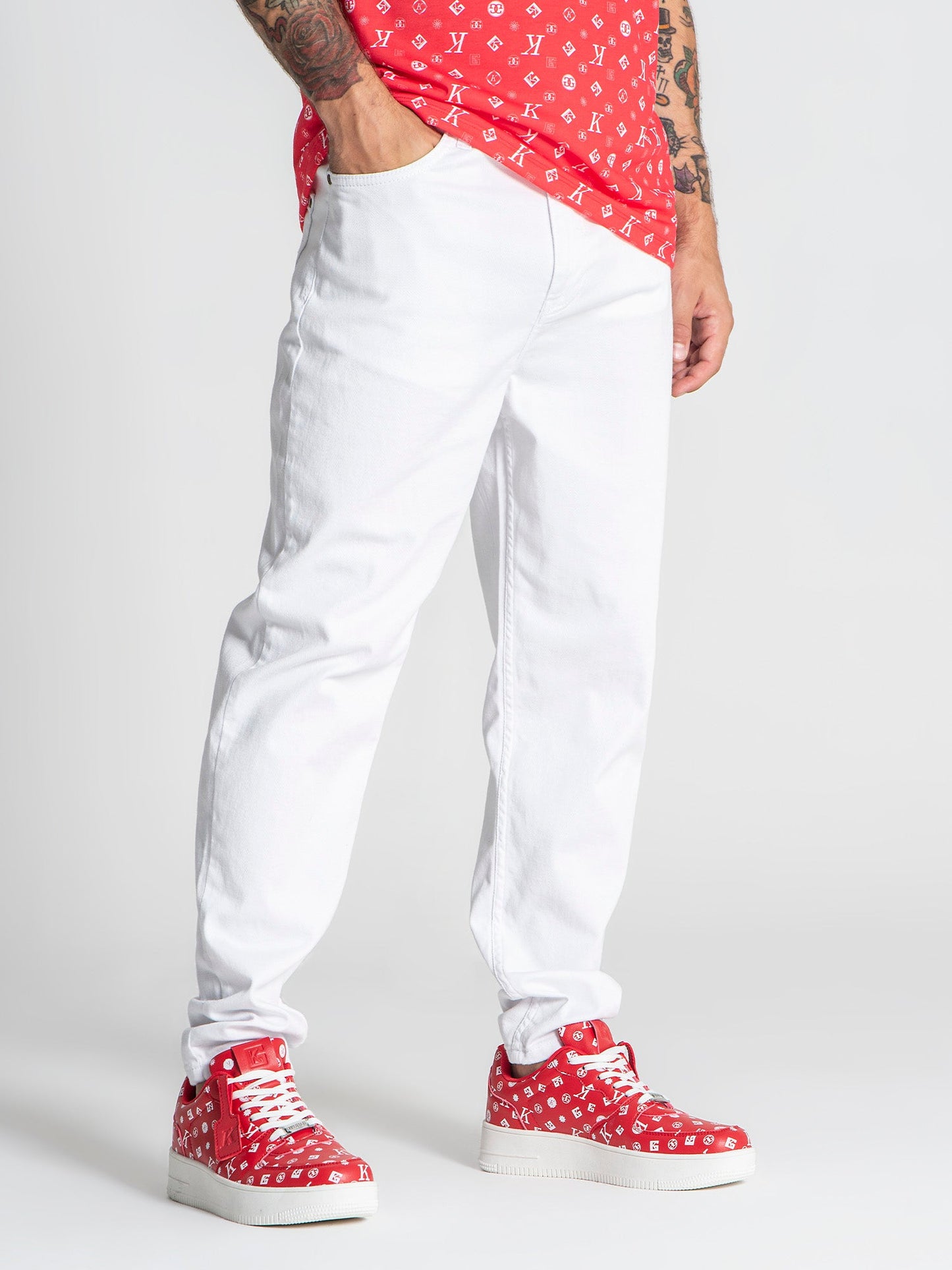 White Carrot Leg Jeans